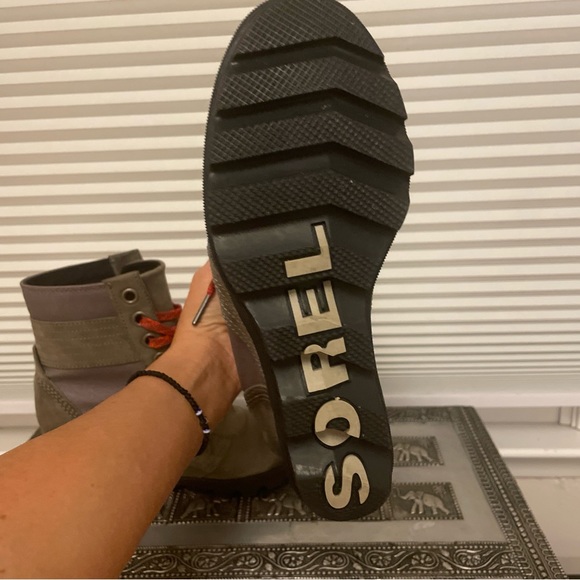 New Sorel 7 boot - Picture 3 of 5